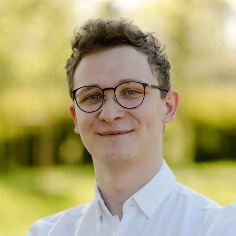 Wojciech Szczepanik — Twój przewodnik po IT i cyfrowej transformacji, Wojciech Szczepanik
